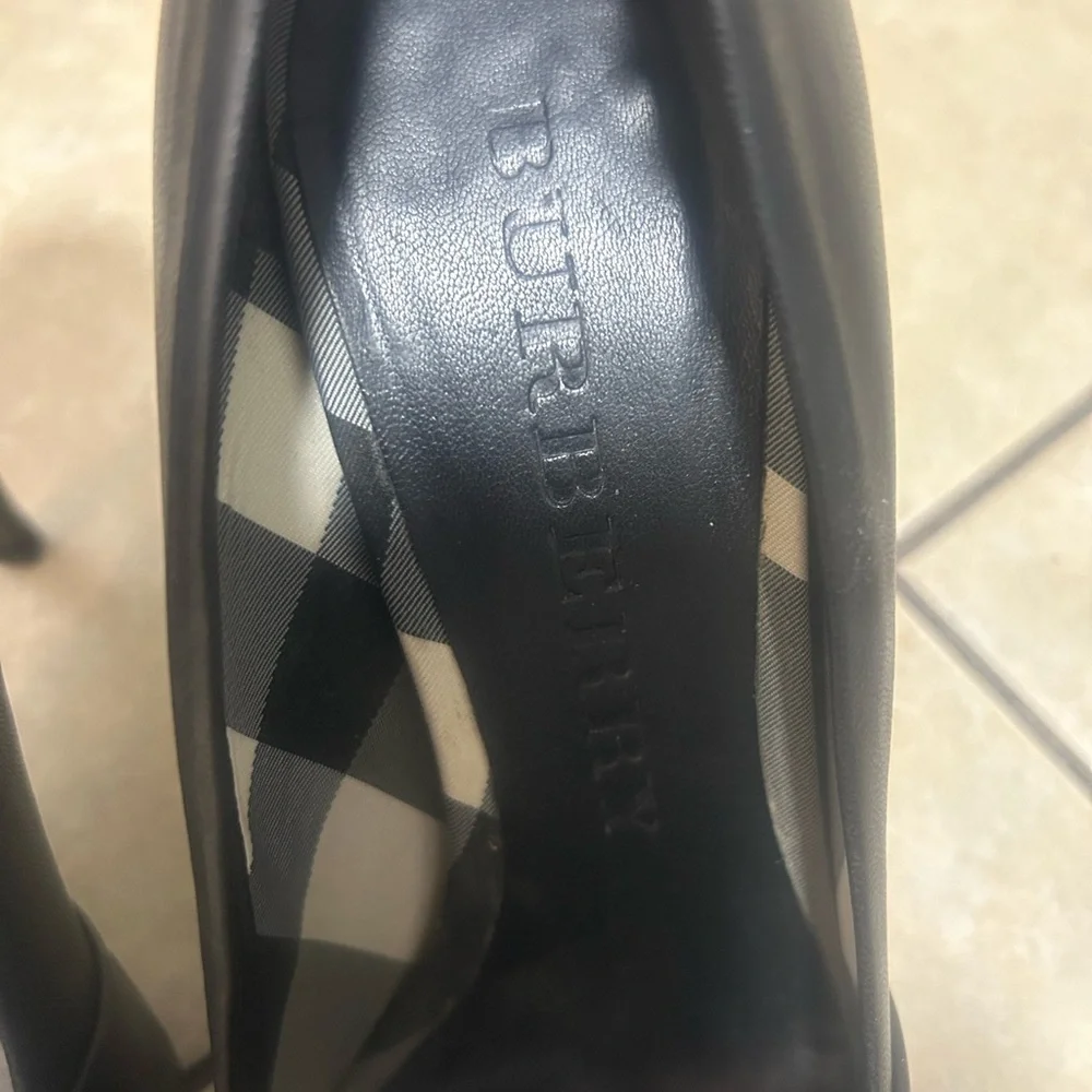 Burberry Black Leather Heels - Picture 13 of 13